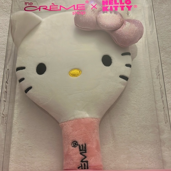 Hello Kitty Plushie Hand Held Mirror - Picture 3 of 3